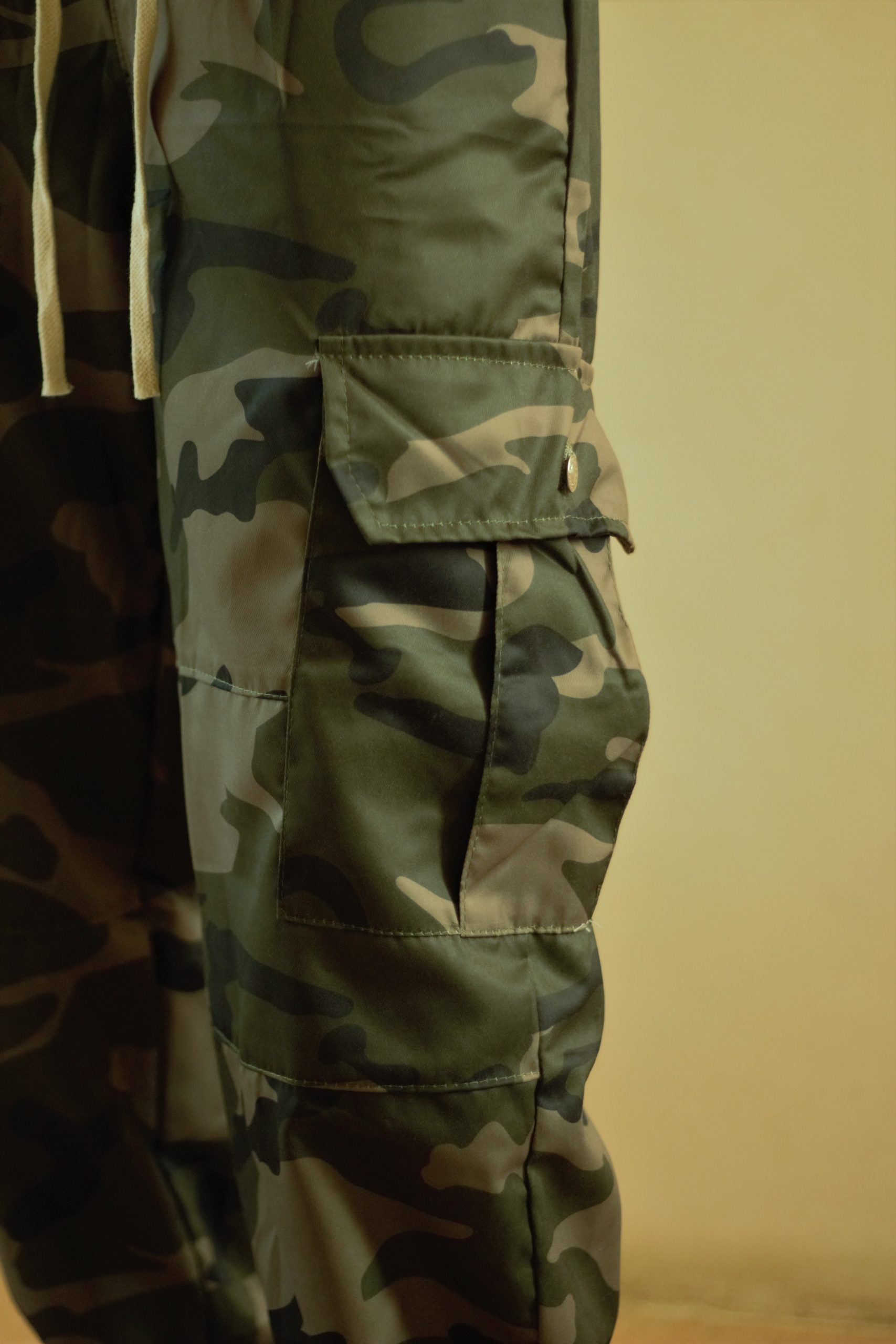 CARGO CAMUFLADO REGULABLE