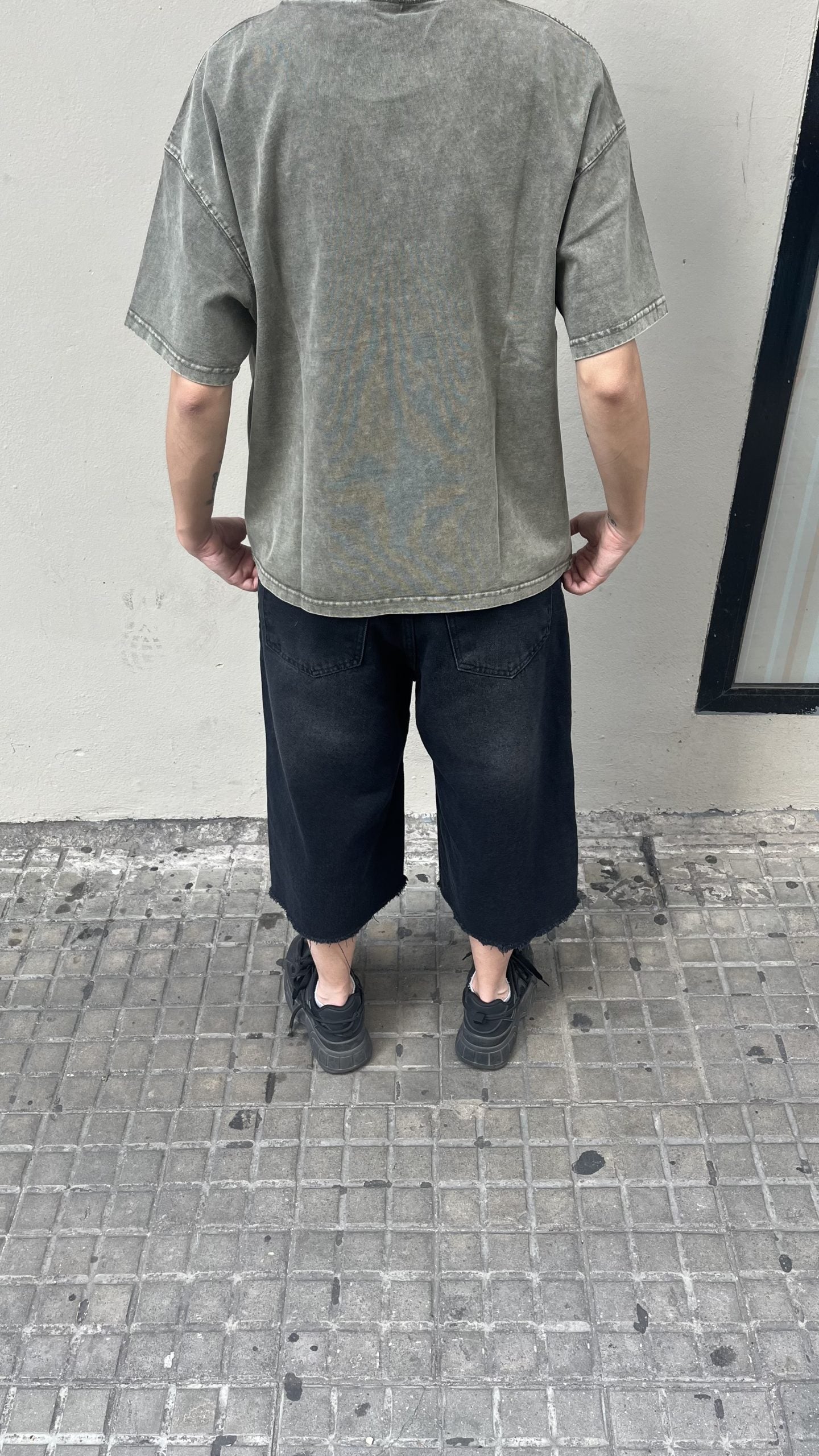 BERMUDA BAGGY 3/4 STARS NEGRA