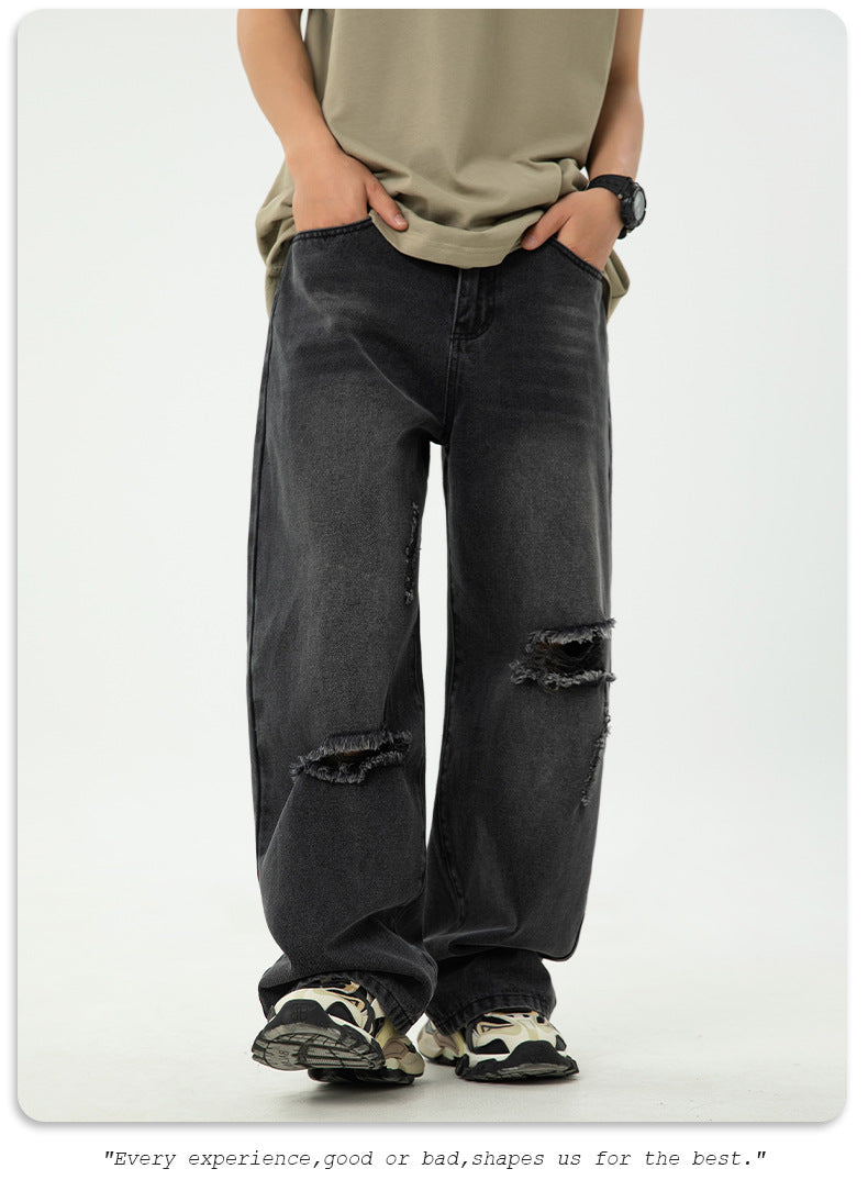RIPPED JEAN
